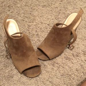 Brown open toe wedges